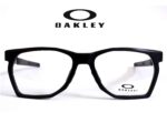 Oakley OX8267